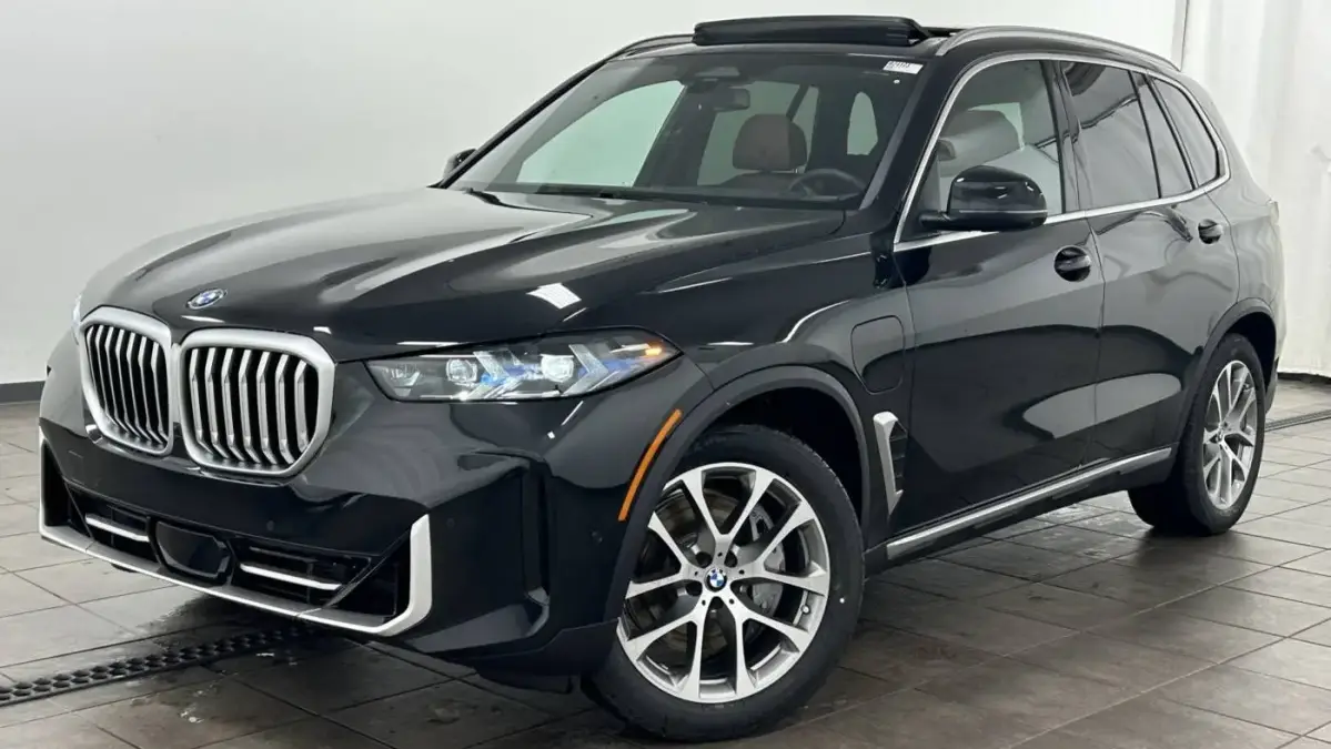 2026 BMW X5 5UX43EU09T9013697