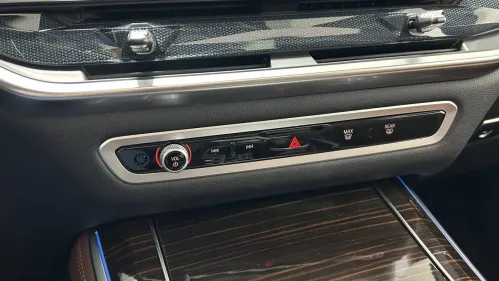 2026 BMW X5 5UX43EU09T9013697