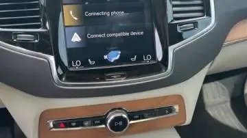 2022 Volvo XC90 - Images - 5