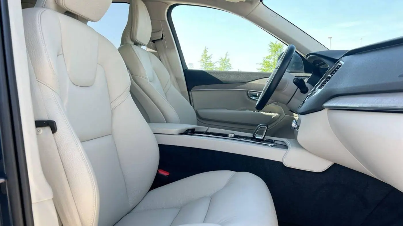 2025 Volvo XC90 YV4H60PE4S1303554