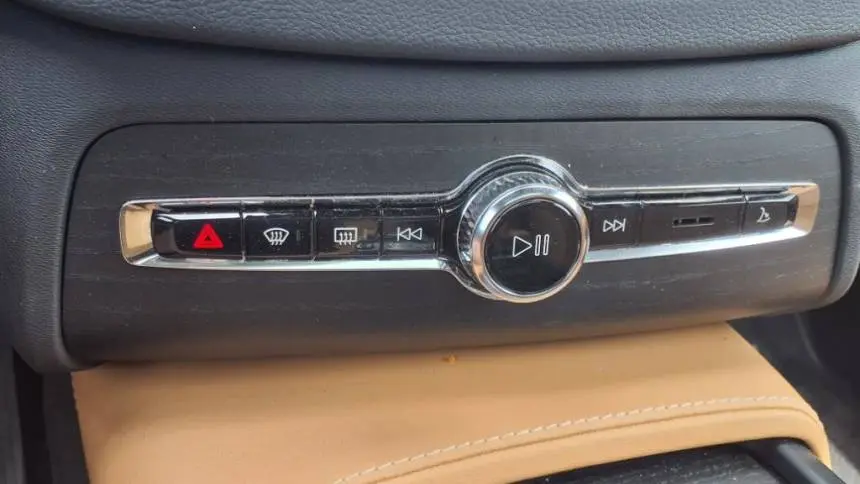 2022 Volvo XC90 YV4H60CL5N1863916