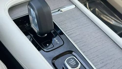 2025 Volvo XC90 YV4H60PE4S1303554