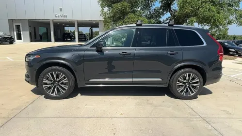 2022 Volvo XC90 - Images - 3
