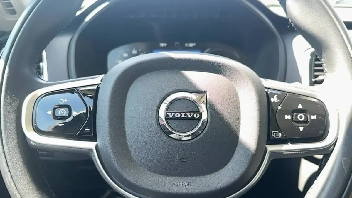 2022 Volvo XC90 - Images - 20