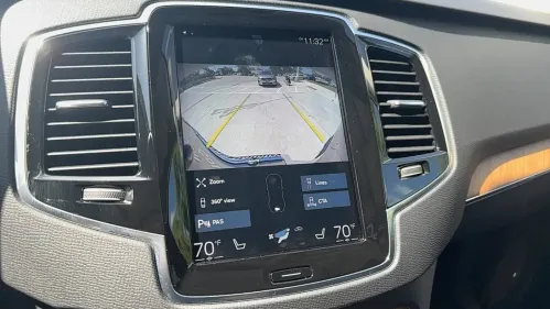 2022 Volvo XC90 - Images - 23