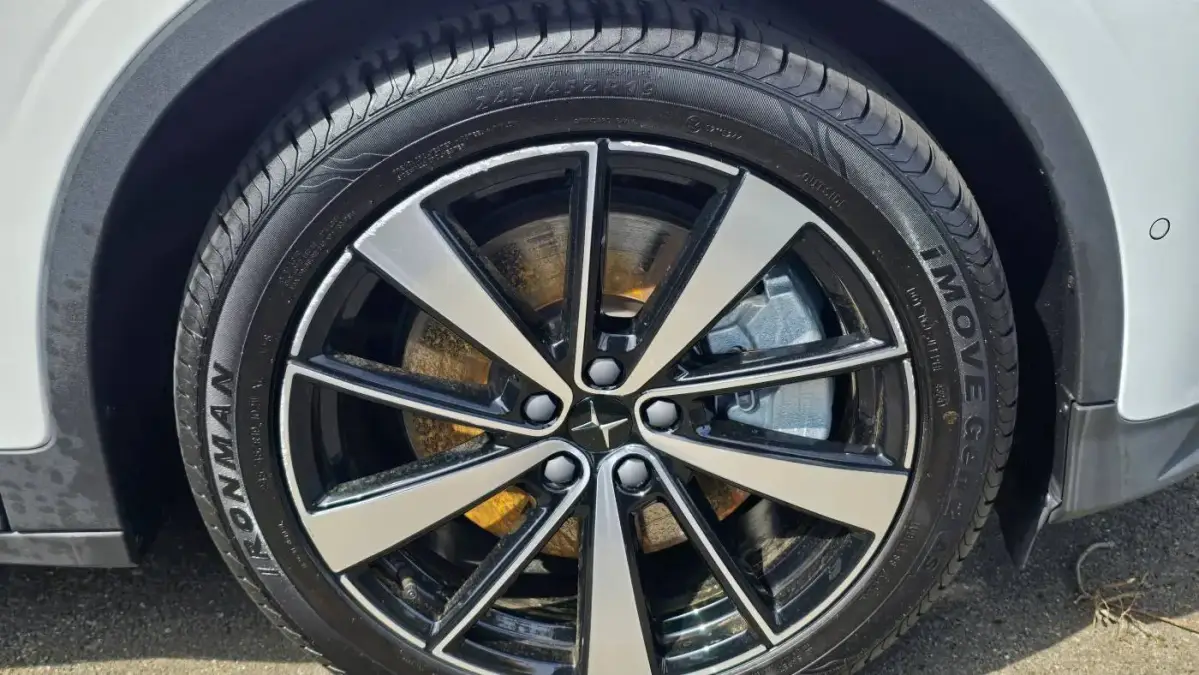 2022 Polestar 2 - Images - 8
