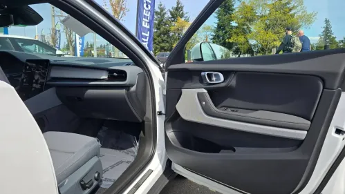 2022 Polestar 2 - Images - 9
