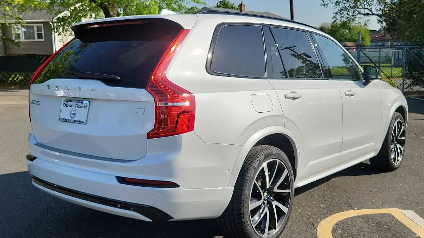2023 Volvo XC90 YV4H60CW4P1953782