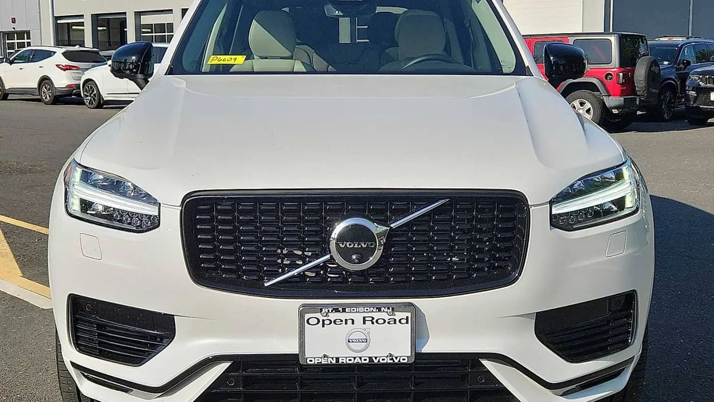 2023 Volvo XC90 YV4H60CW4P1953782