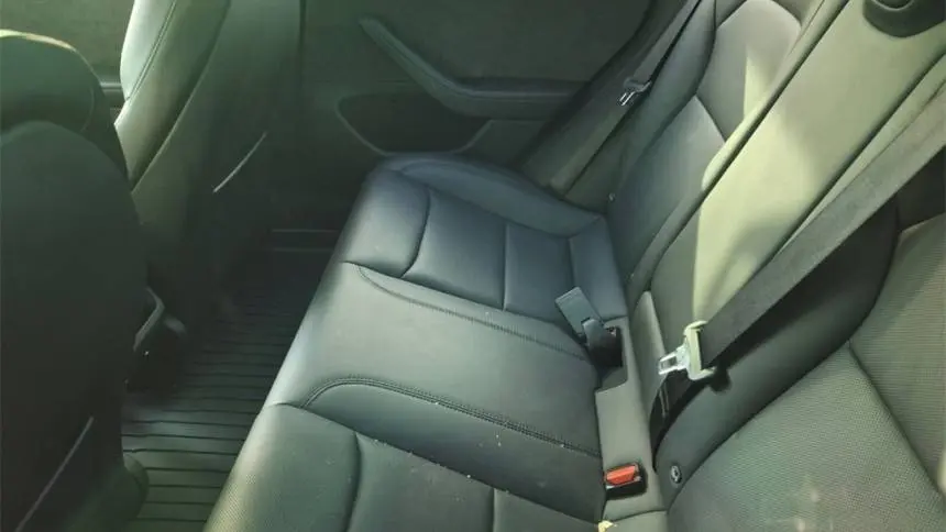 2025 Tesla Model 3 5YJ3E1EB5SF887646