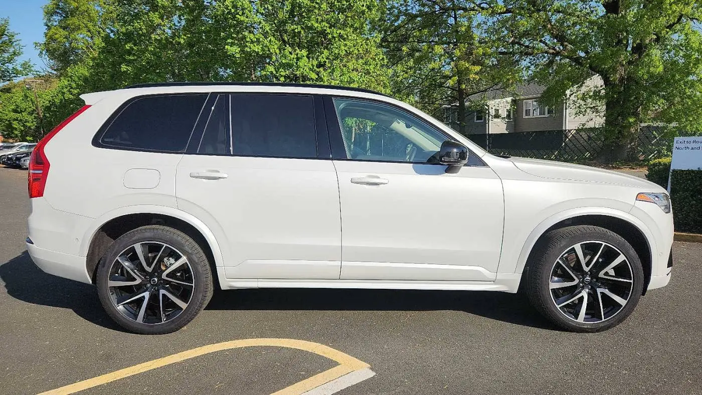 2023 Volvo XC90 YV4H60CW4P1953782