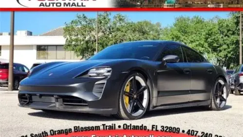 2022 Porsche Taycan - Images - 1