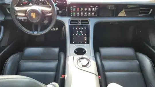 2022 Porsche Taycan - Images - 13