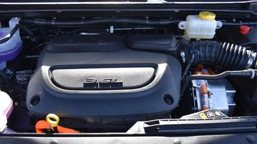 2025 Chrysler Pacifica 2C4RC1S75SR550110