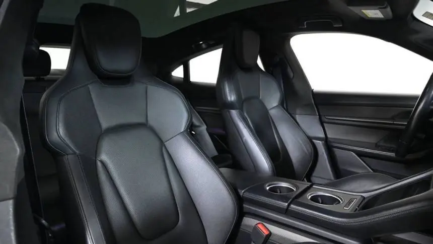 2020 Porsche Taycan WP0AC2Y14LSA70164