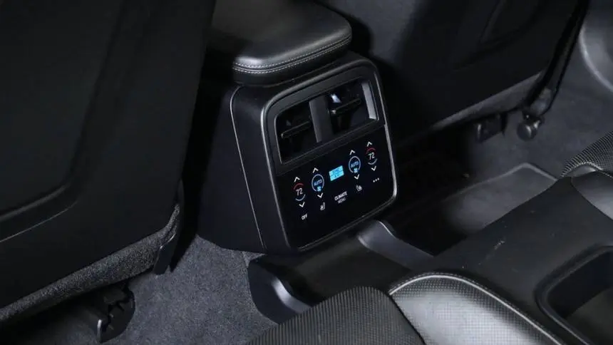 2020 Porsche Taycan WP0AC2Y14LSA70164
