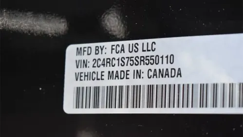 2025 Chrysler Pacifica 2C4RC1S75SR550110