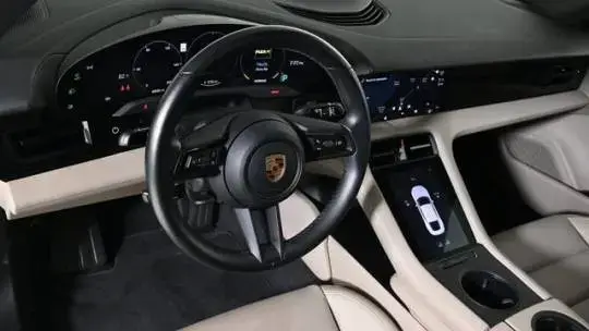 2023 Porsche Taycan - Images - 4