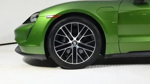 2023 Porsche Taycan - Images - 25