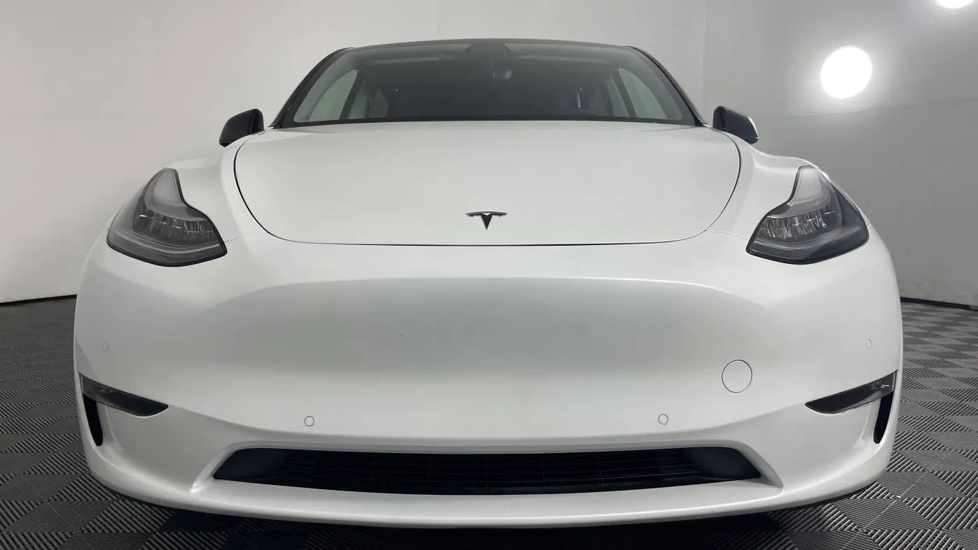2021 Tesla Model Y 5YJYGDEE3MF268509