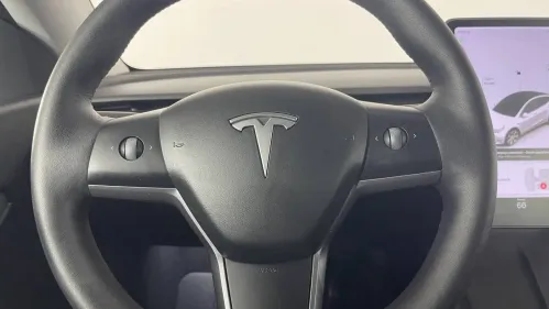 2021 Tesla Model Y 5YJYGDEE3MF268509