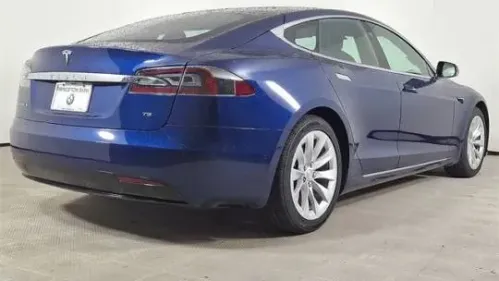 2017 Tesla Model S - Images - 5