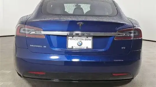 2017 Tesla Model S - Images - 6