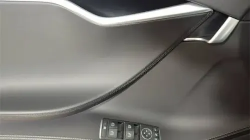 2017 Tesla Model S - Images - 13