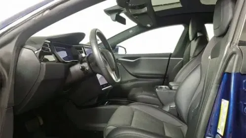 2017 Tesla Model S - Images - 14