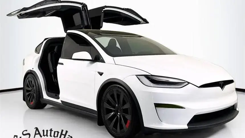 2022 Tesla Model X - Images - 1