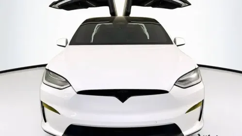 2022 Tesla Model X - Images - 2