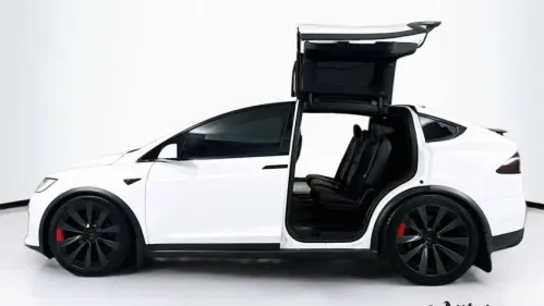 2022 Tesla Model X - Images - 4