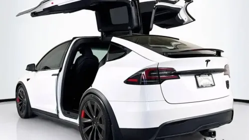 2022 Tesla Model X - Images - 5