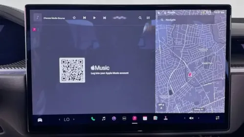 2022 Tesla Model X - Images - 17