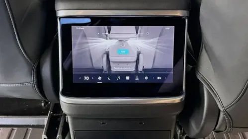 2022 Tesla Model X - Images - 32