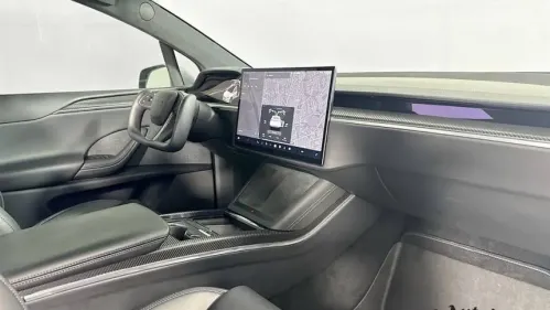 2022 Tesla Model X - Images - 38