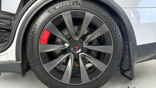 2022 Tesla Model X - Images - 41