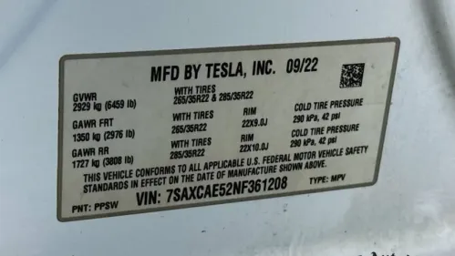 2022 Tesla Model X - Images - 42
