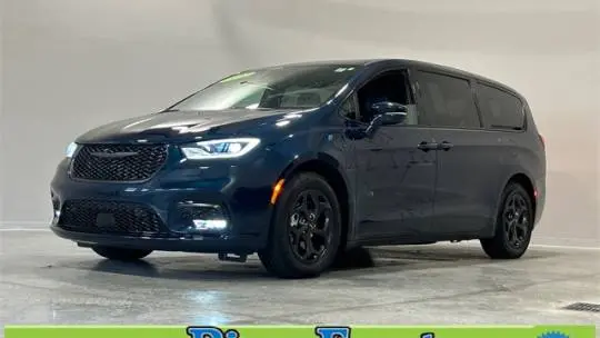2022 Chrysler Pacifica 2C4RC1S74NR152343
