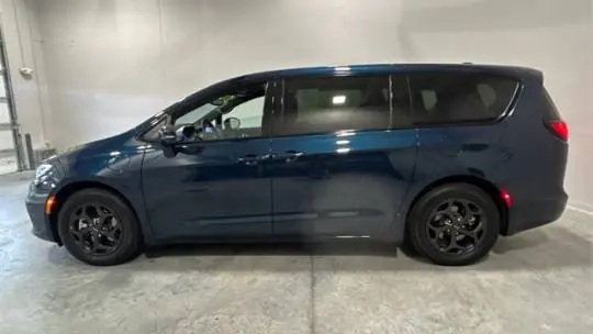 2022 Chrysler Pacifica 2C4RC1S74NR152343