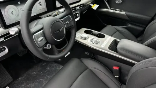 2025 Genesis GV60 KMUKB4SAXSU028235