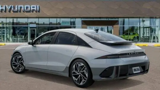 2025 Hyundai IONIQ 6 KMHM34AA0SA098382