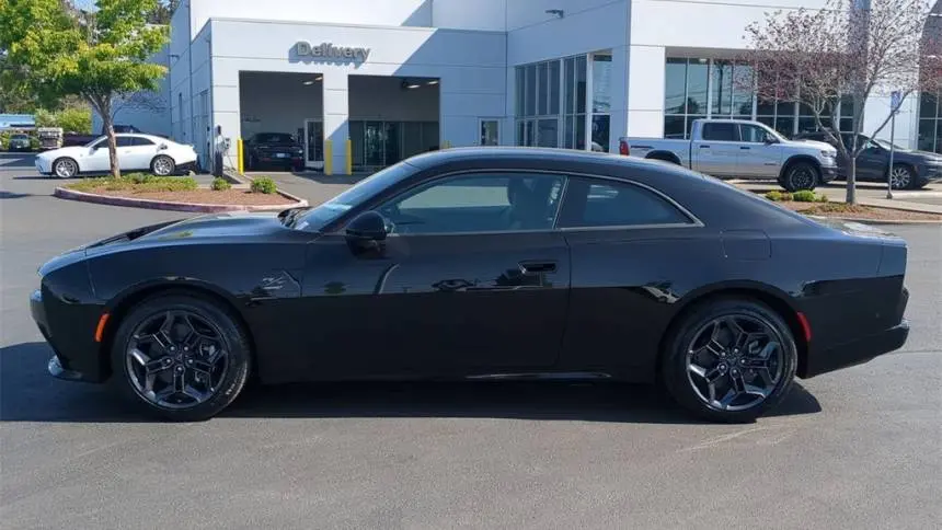 2025 Dodge Charger Daytona 2C3CDBCK4SR543410