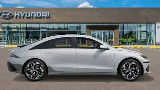 2025 Hyundai IONIQ 6 KMHM34AA0SA098382