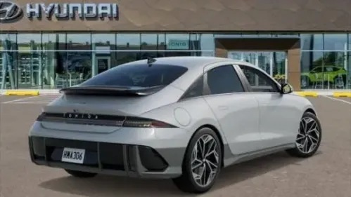 2025 Hyundai IONIQ 6 KMHM34AA0SA098382