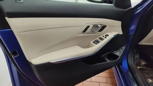 2024 BMW 3 Series - Images - 12