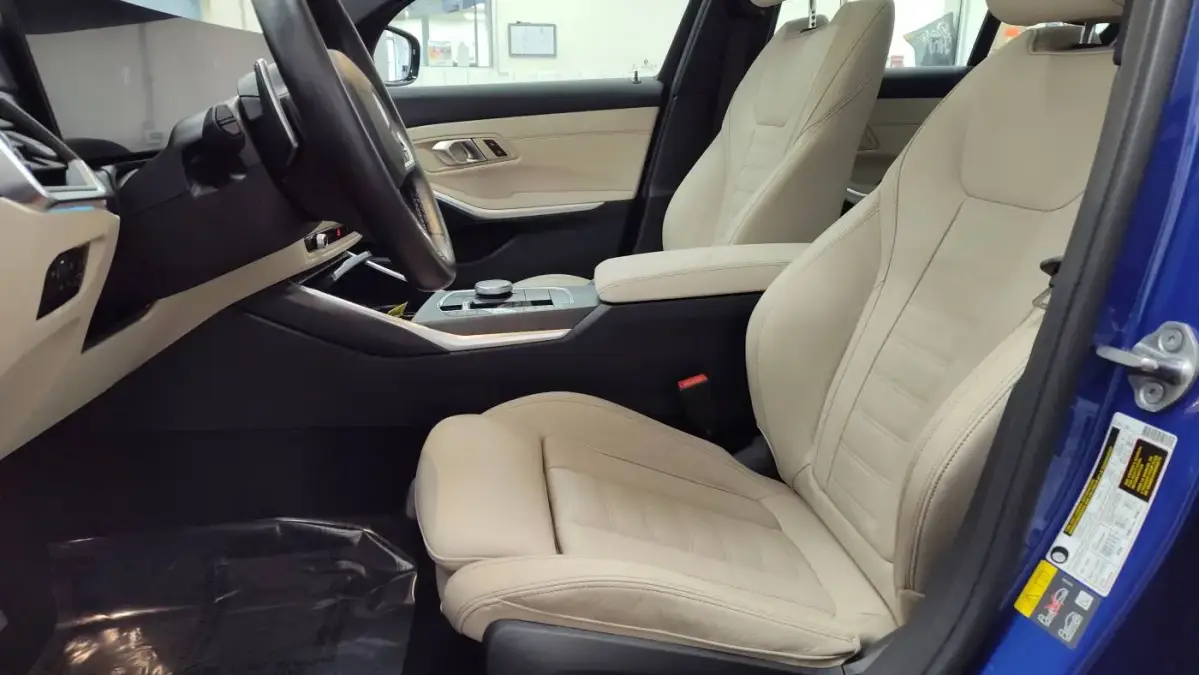 2024 BMW 3 Series - Images - 14