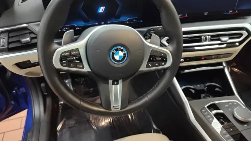 2024 BMW 3 Series - Images - 15