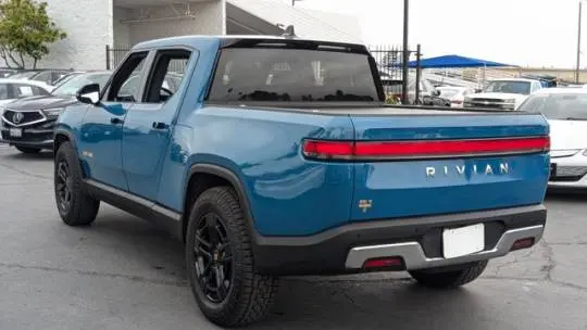 2022 Rivian R1T 7FCTGAALXNN000096