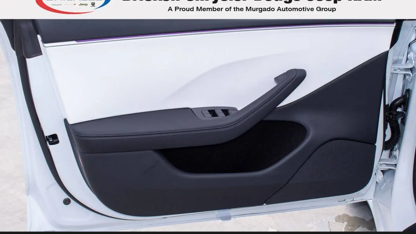 2025 Tesla Model 3 5YJ3E1EA5SF908003